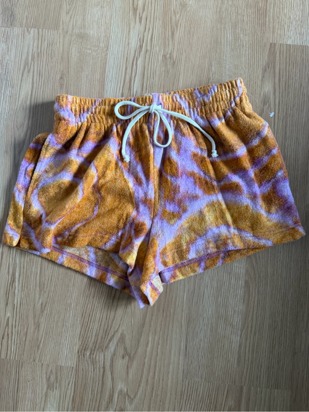 NWOT Urban Outfitters Plush Terry Soft Shorts Orange & Purple M Medium
